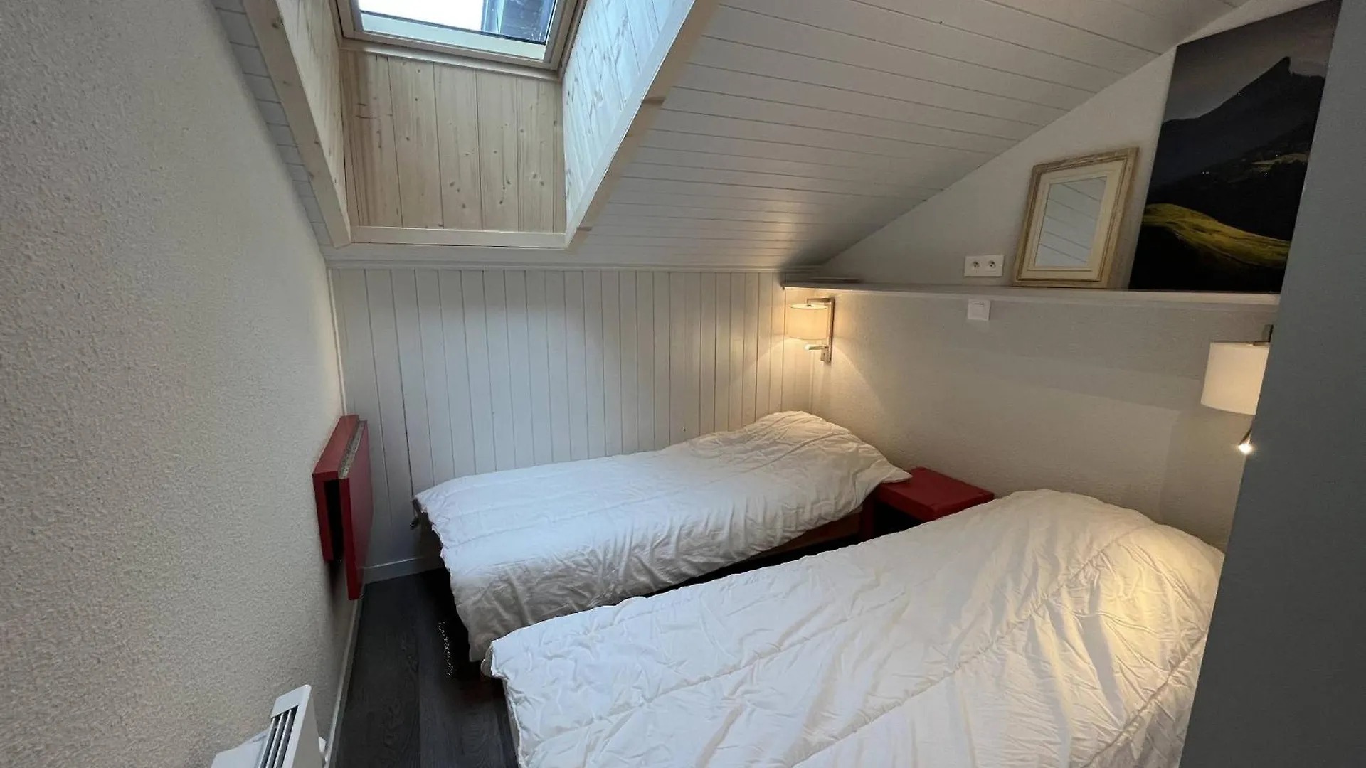 Appartement Familial A Meribel, Balcon, Casier A Skis, Parking Privatif - Fr-1-355-237 Les Allues 0*,