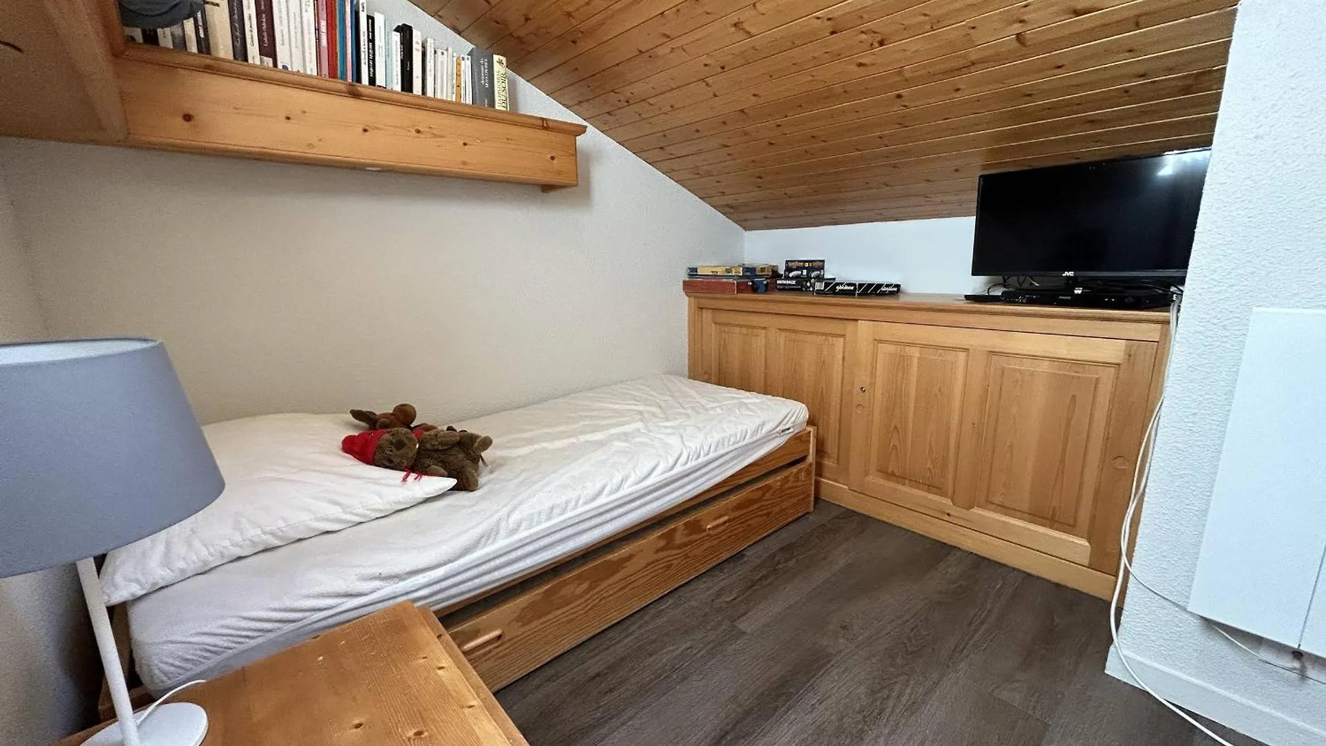Apartment Appartement Familial A Meribel, Balcon, Casier A Skis, Parking Privatif - Fr-1-355-237 Les Allues
