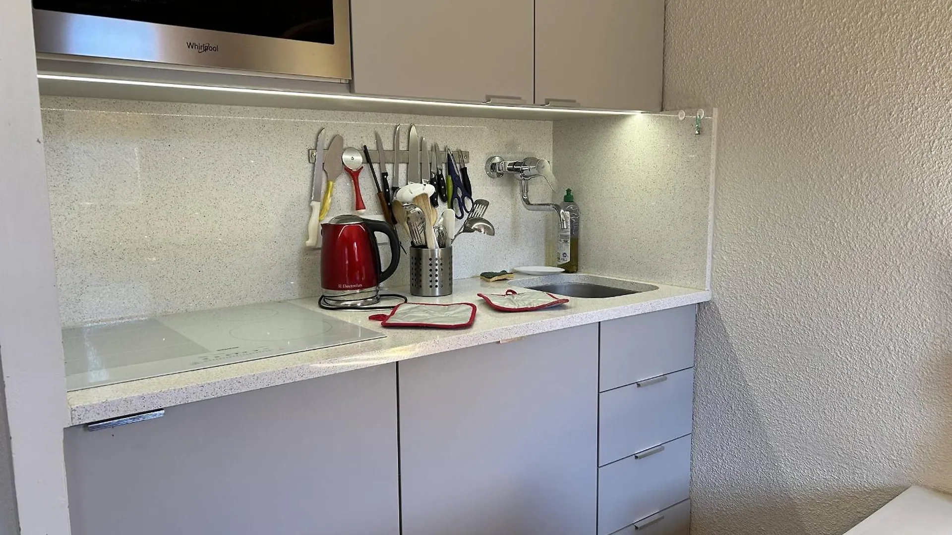 Appartement Familial A Meribel, Balcon, Casier A Skis, Parking Privatif - Fr-1-355-237 Les Allues